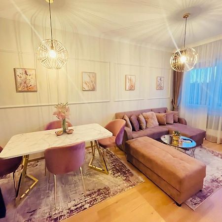 Stan Na Dan "Apartman Purple" Apartman Banja Luka Kültér fotó