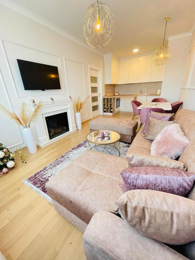 Stan Na Dan "Apartman Purple" Apartman Banja Luka Kültér fotó