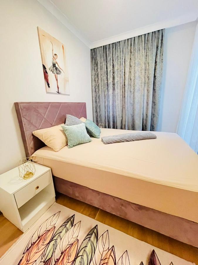 Stan Na Dan "Apartman Purple" Apartman Banja Luka Kültér fotó