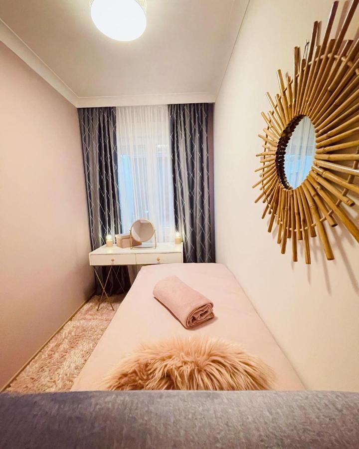 Stan Na Dan "Apartman Purple" Apartman Banja Luka Kültér fotó