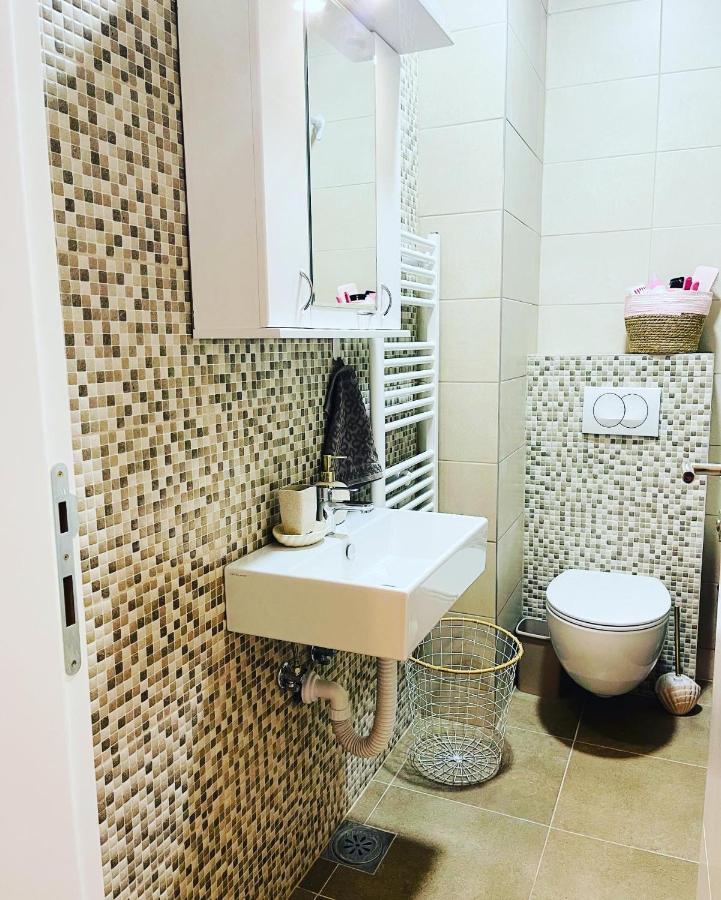 Stan Na Dan "Apartman Purple" Apartman Banja Luka Kültér fotó